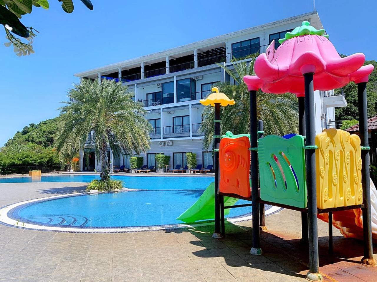 Kep Bay Hotel & Resort Exterior photo