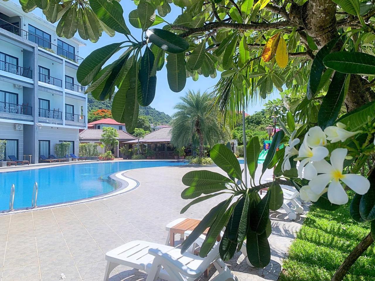 Kep Bay Hotel & Resort Exterior photo