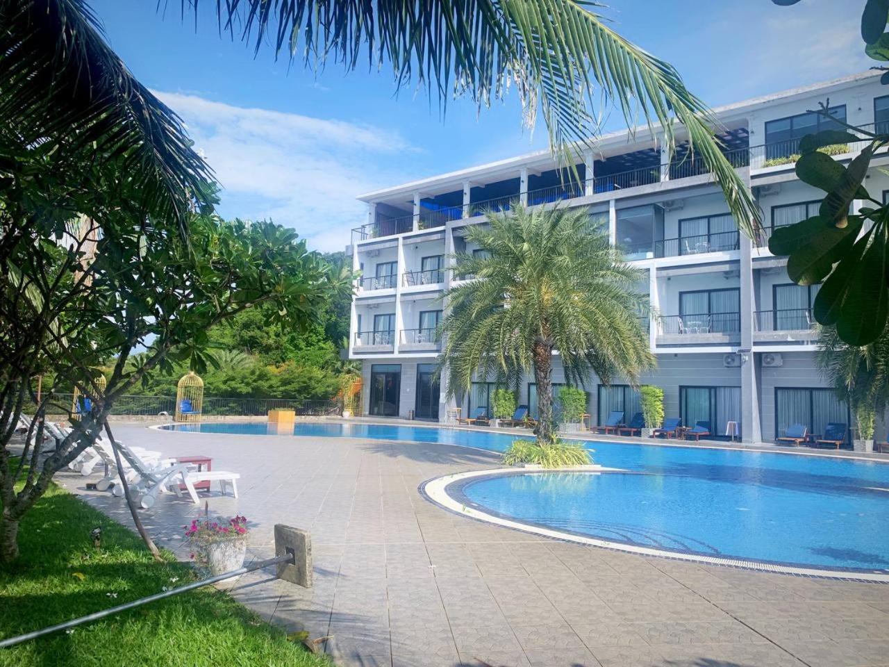 Kep Bay Hotel & Resort Exterior photo