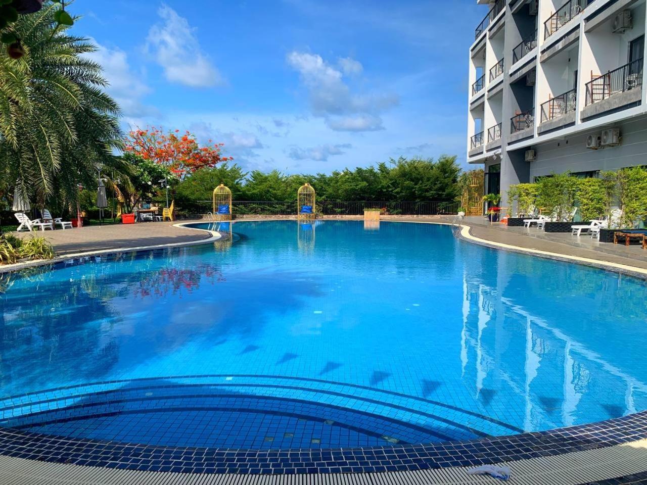 Kep Bay Hotel & Resort Exterior photo
